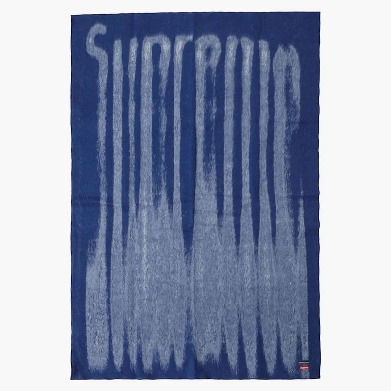 Supreme suddig logotyp blått