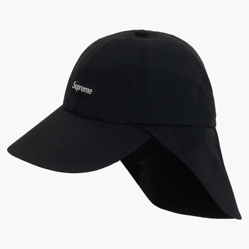 Supreme Gore-Tex Sunshield má černou