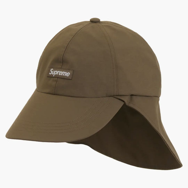 Supreme Gore-Tex Sunshield má hnědou