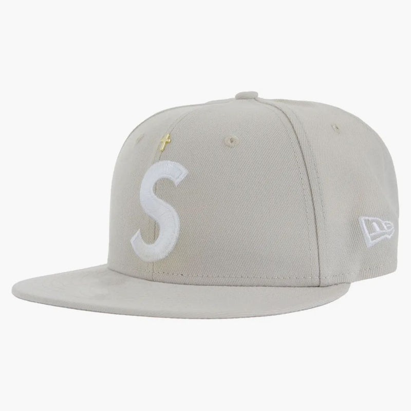 Supreme Gold Cross S Logo New era Fitted has Stone