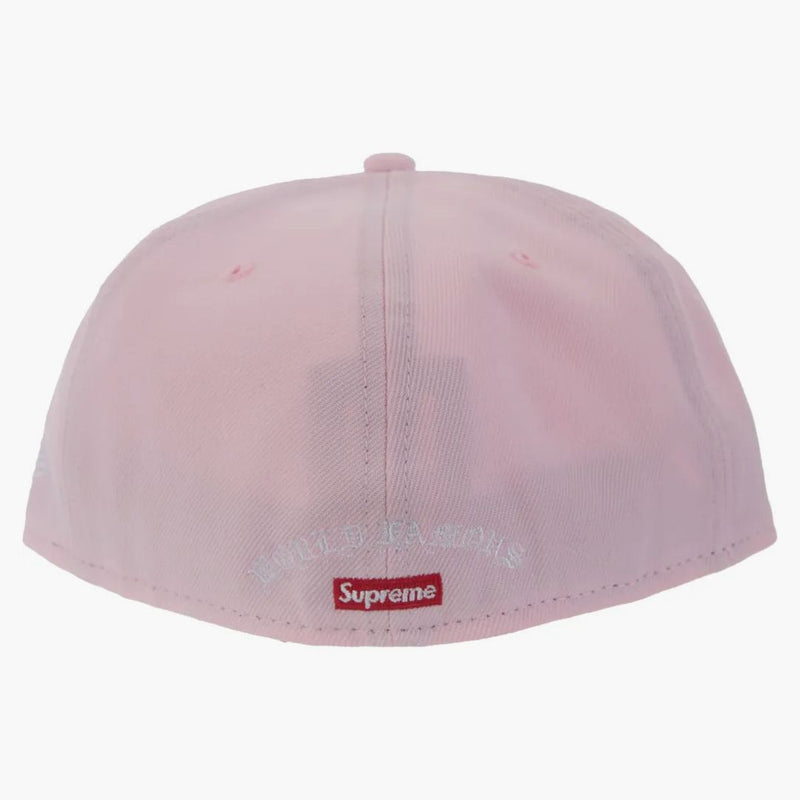 Logo Supreme Gold Cross S Nová éra namontovaná má růžovou