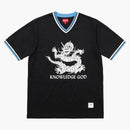 Nejvyšší znalosti boha praktikují dres černé