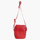 Supreme de hombro de cuero rojo