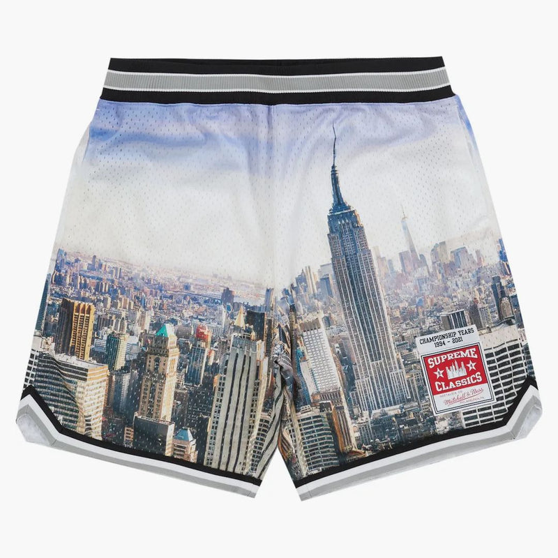 Nejvyšší Mitchell & Ness Basketball Short Skyline