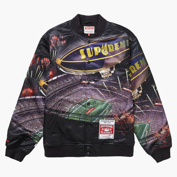 Jacheta supremă Mitchell & Ness Stadium Satin Varsity Black