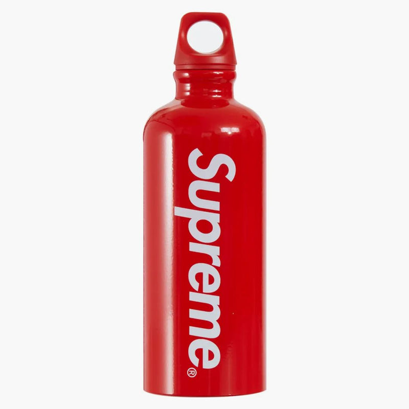 Supreme Sigg Traveler 0,6L láhev s vodou (SS23)