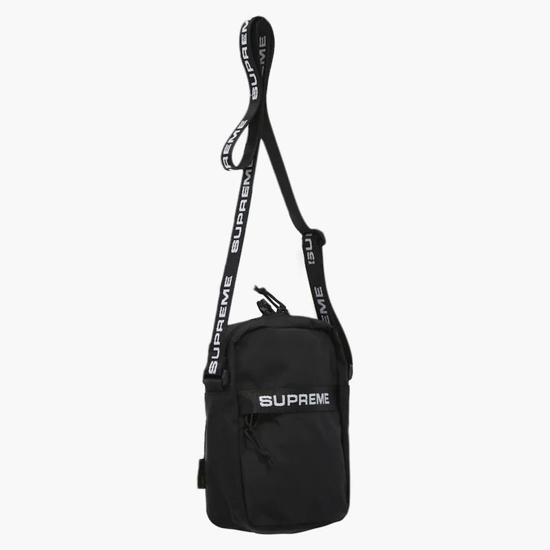 Supreme axelväska (FW22) svart