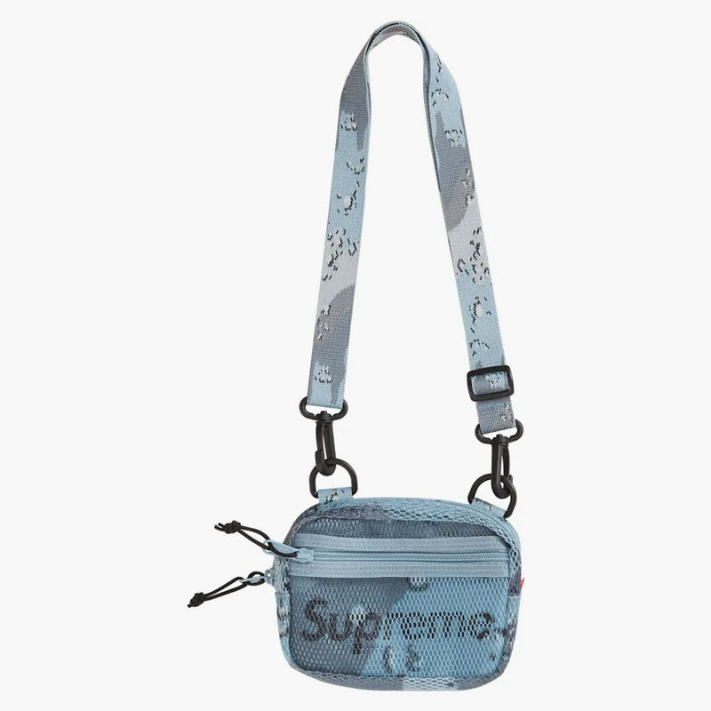 Nejvyšší malý taška na rameno (SS20) Blue Chocolate Chip Camo