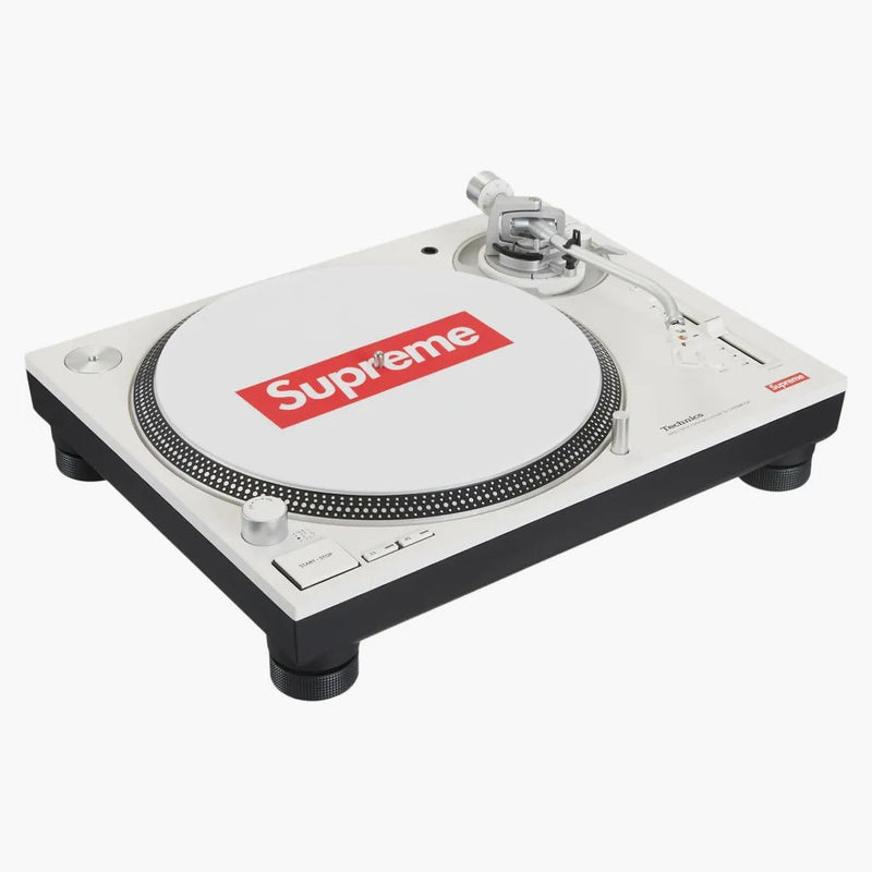 Supreme Technics Sl-1200mk7 Turntable White