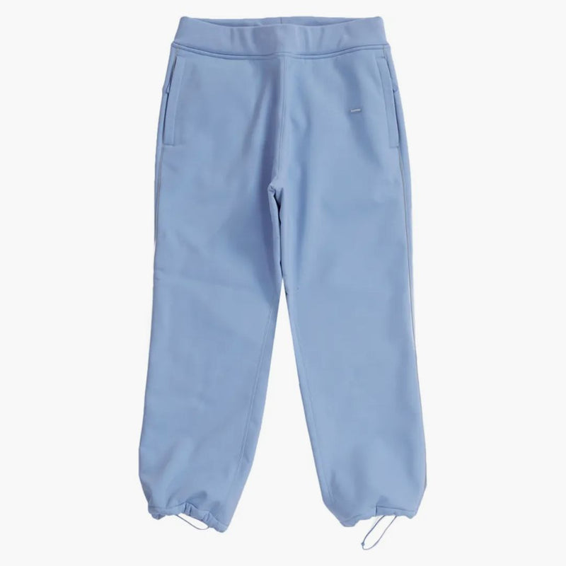 Supreme Windstopper Sweatpant (FW23) ljusblå