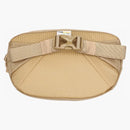 Nejvyšší pasový taška (SS21) opálení