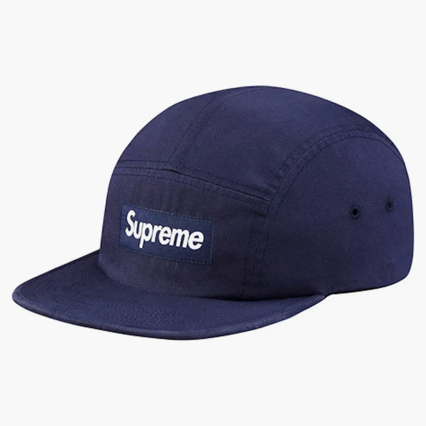 Nejvyšší mytí chino pilíře Camp Cap Navy