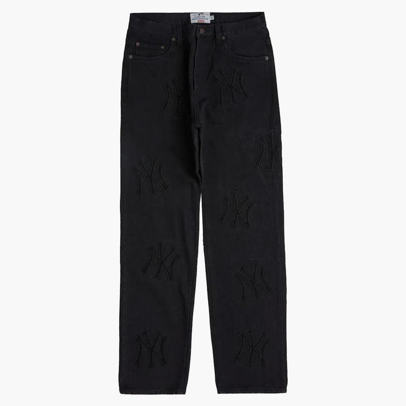 Supreme X New York Yankees vanliga jean tvättade svart