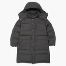 La etiqueta morada de la cara norte 65/35 larga sierra parka dim gris