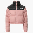 El North Face Womens Nupse 700 Llena la chaqueta corta Rose Tan