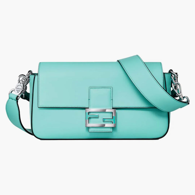 Tiffany x Fendi Medium Baguette i Tiffany Blue Leather med Sterling Silver