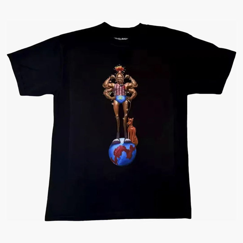 Travis Scott Utopia je v tričku Charlotte Black