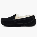 Ugg Ascot Slipper de gamuza negra (niños)