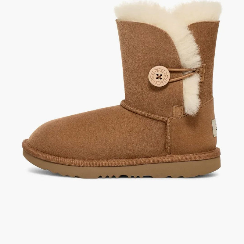 Ugg Bailey Button II kaštan (děti)