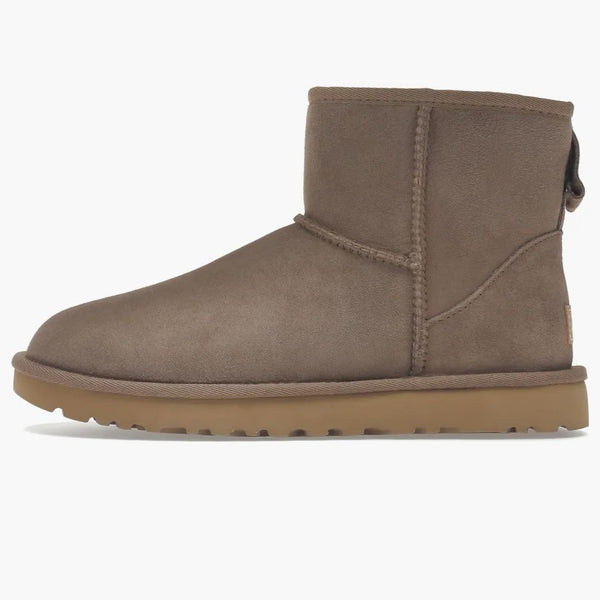 UGG Classic Mini II Boot Caribou (kvinnors)