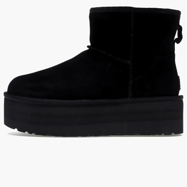 UGG Classic Mini Platform Boot Black (kvinnors)