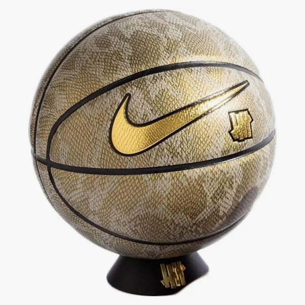 Undefeated X Nike Kobe Bryant "hall Of Fame" Metallic Gold Snake Basketball