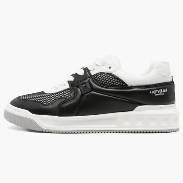 Valentino One Stud Low-Top Black White
