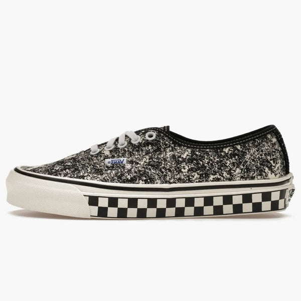 Vans Authentic Saint Alfred Acid Black
