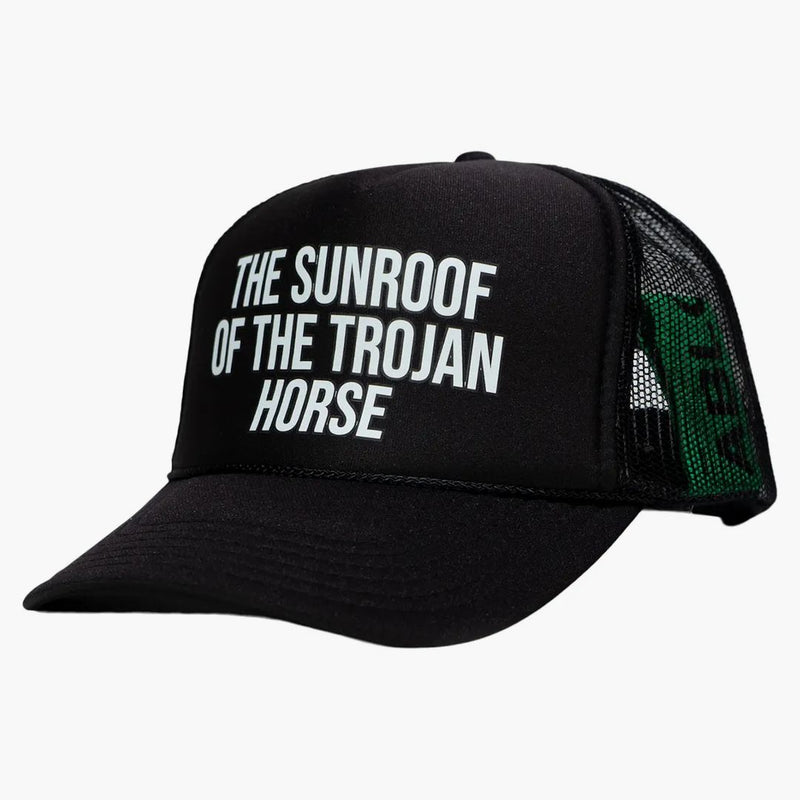 Virgil Abloh Brooklyn Museum Trojan kůň má černý