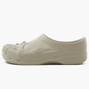 Warren Lota's obligatory foam shoe bone