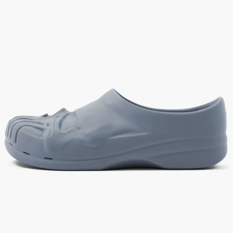Warren Lotas Obligatory Foam Shoe Cement