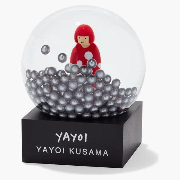 Yayoi Kusama Yayoi Snowglobe