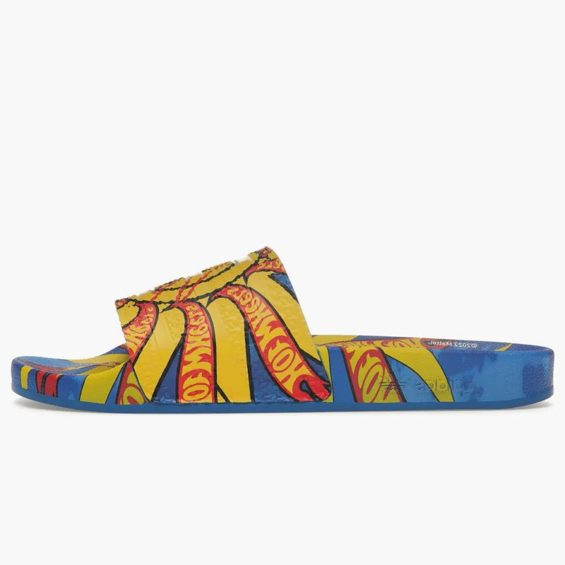 Adidas adilette snímky Sean Wotherspoon x Hot Wheels