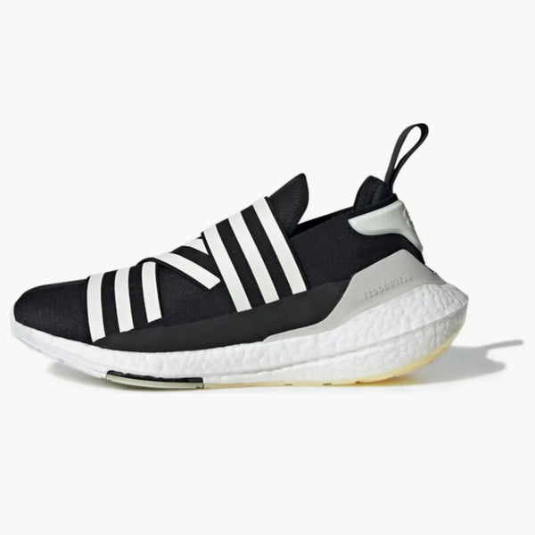 Adidas Y-3 Ultra Boost 22 Black Core White Chalk Pearl