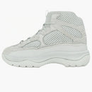 Salt de bota desértica adidas Yeezy (niños)