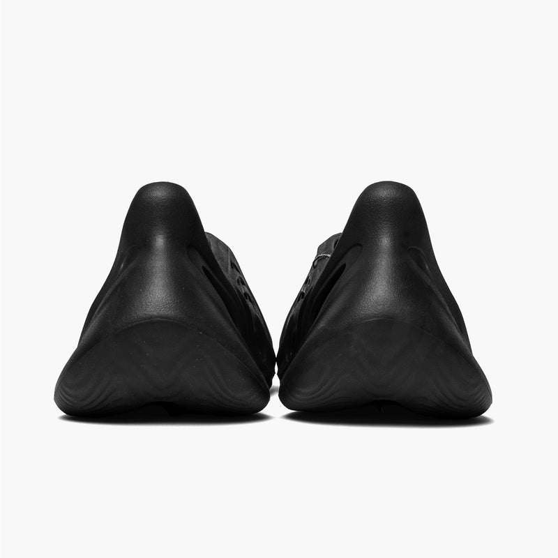 Adidas Yeezy Foam RNNR Onyx Rückansicht