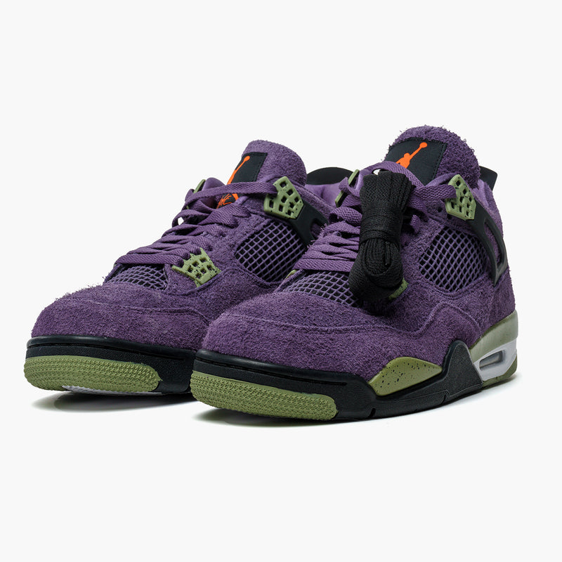 Air Jordan 4 Canyon Purple (W) Schrägansicht