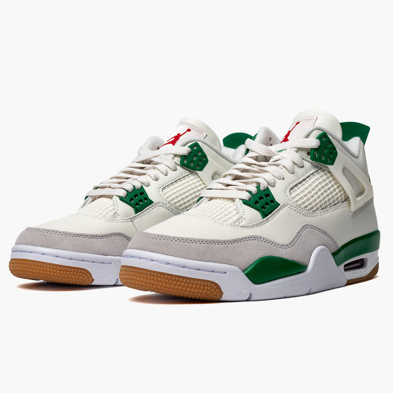 Air Jordan 4 SB Pine Green Seitenansicht