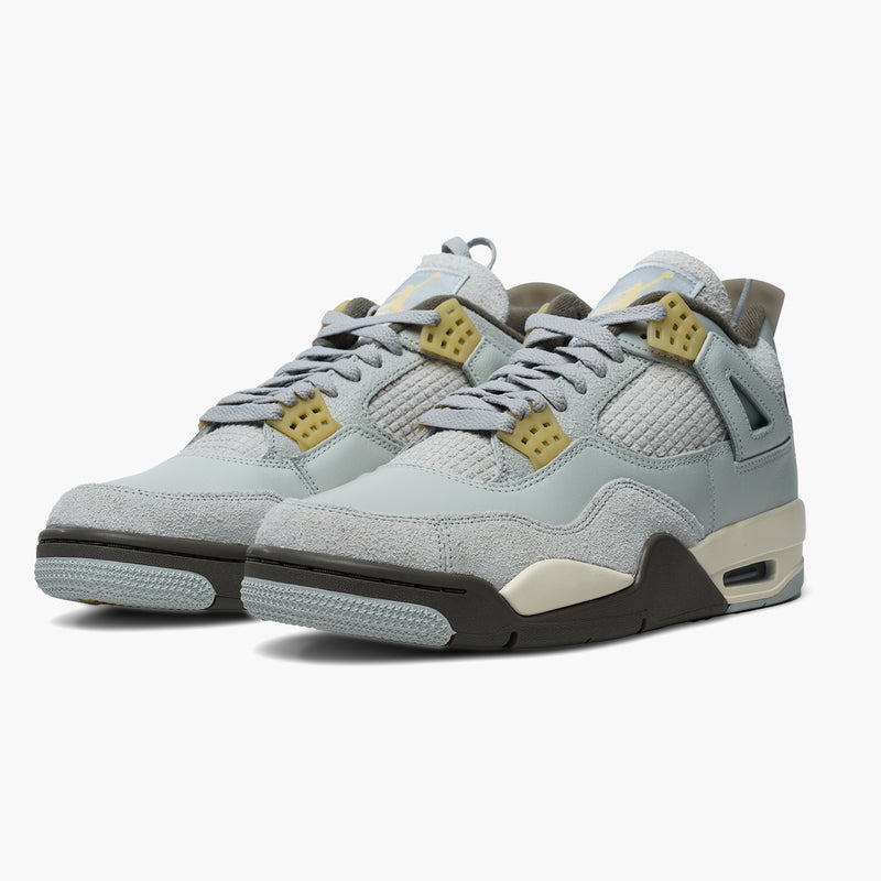 Air Jordan 4 SE Craft Photon Dust Seitenansicht