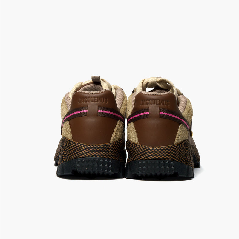 Nike Air Humara LX Jacquemus Ale Brown Gold (W) Rückansicht