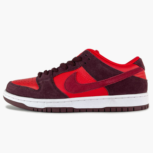 Nike SB Dunk Low Cherry