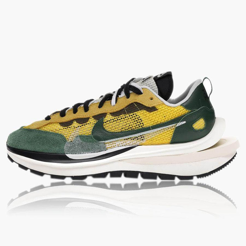 Nike Sacai Vaporwaffle Tour Yellow Stadium Green